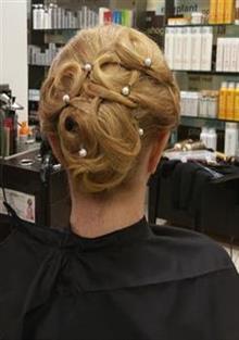 Hair updo image #5